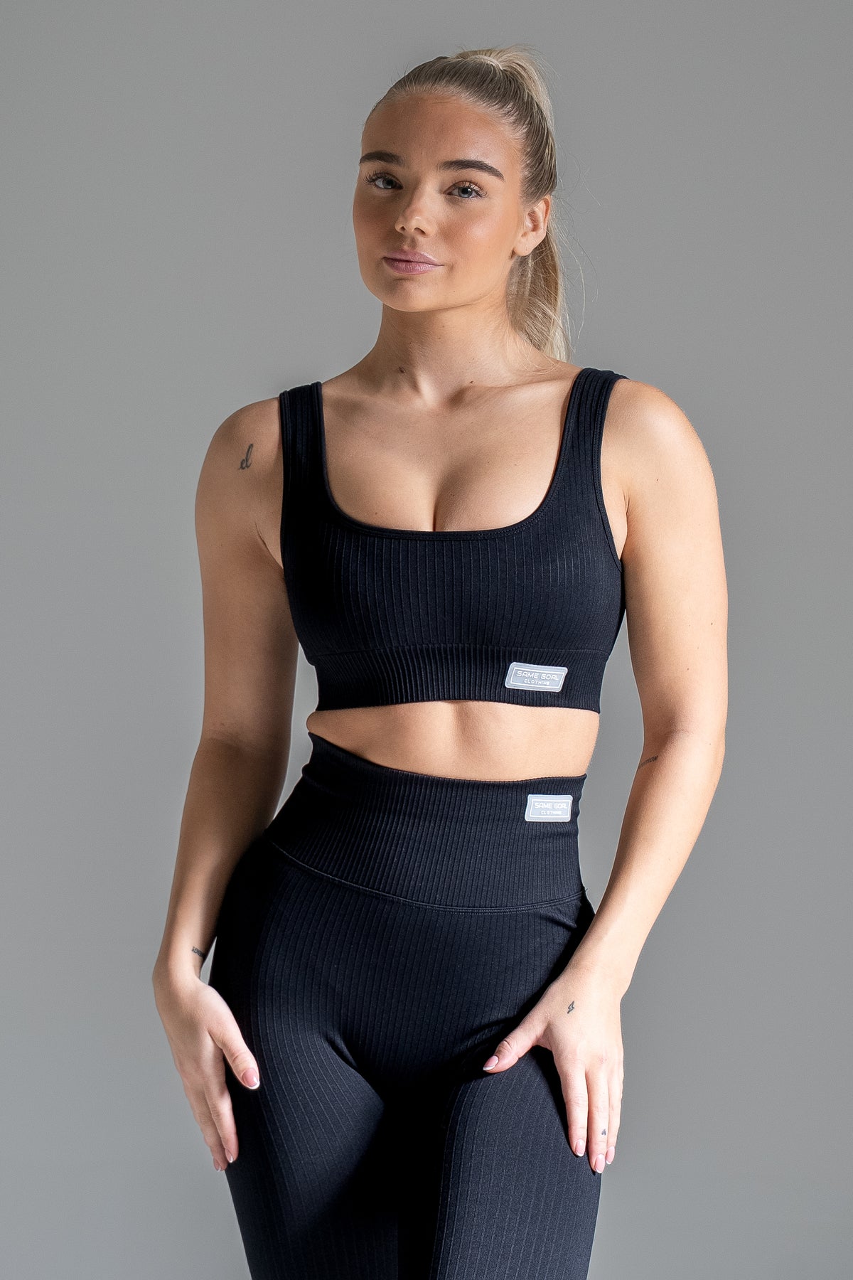 Wave seamless bra musta
